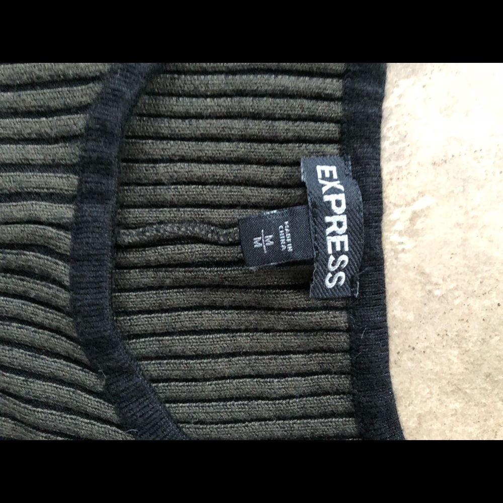 EXPRESS DRESS - Picture 3 of 5